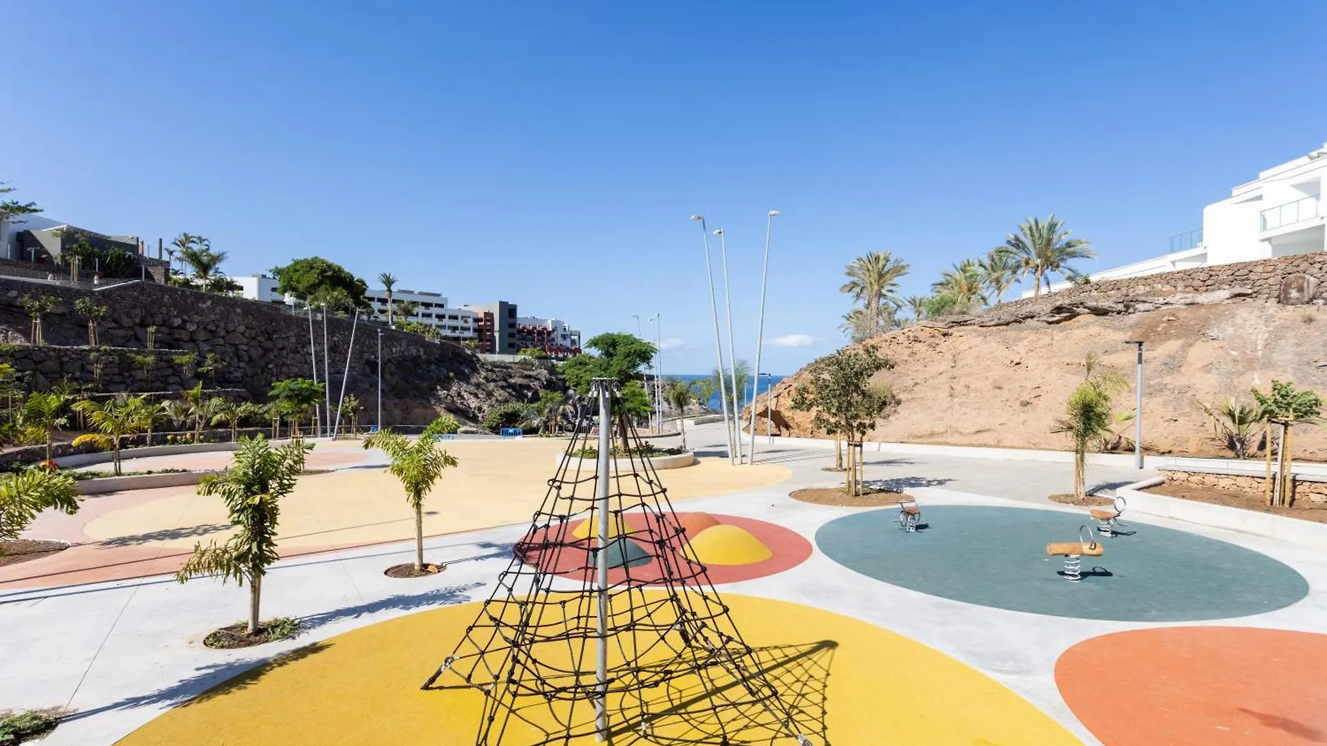 Apartment On The Beach Paraiso Playa, Sea Views Playa Paraiso