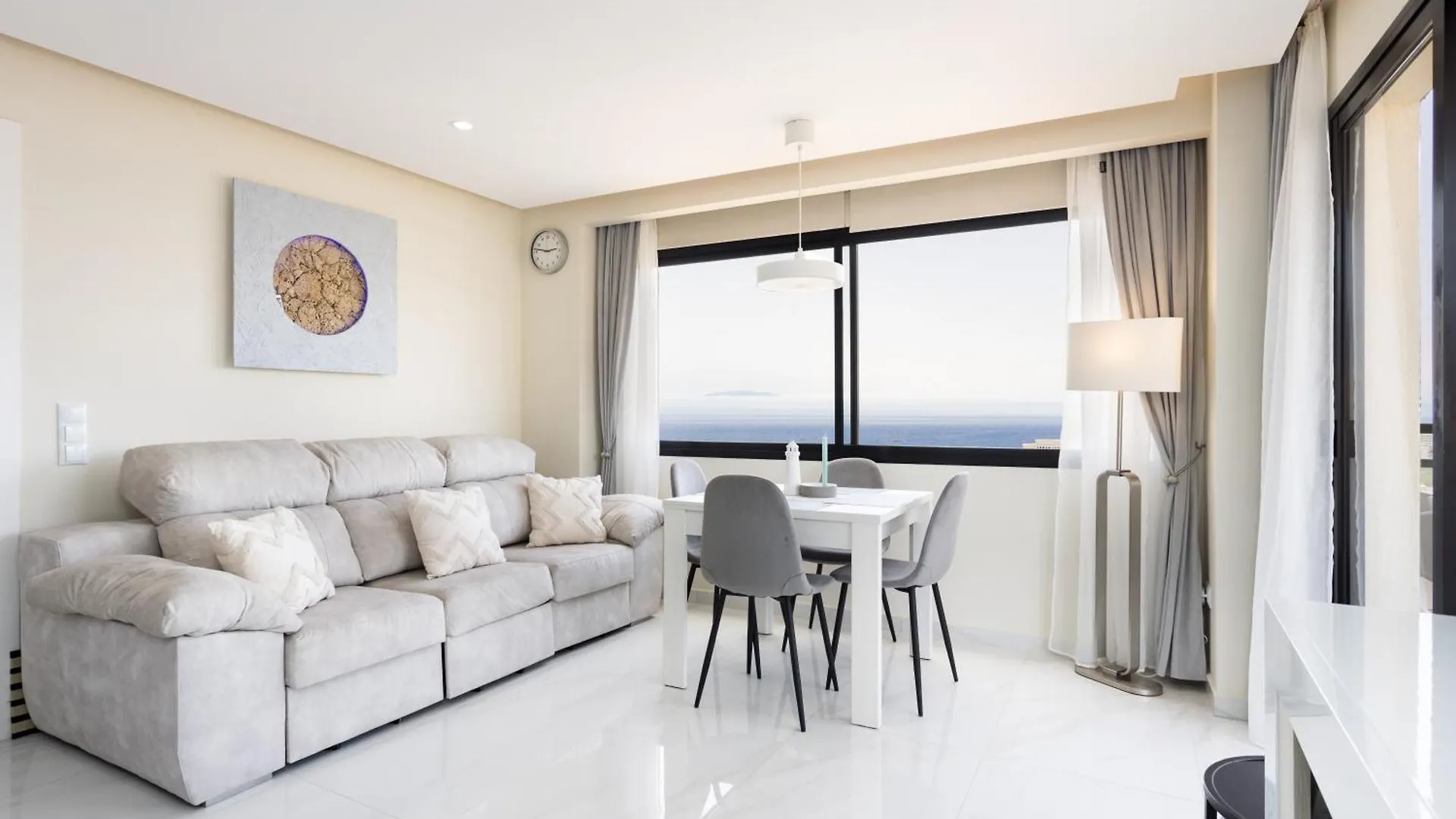 Apartment On The Beach Paraiso Playa, Sea Views Playa Paraiso