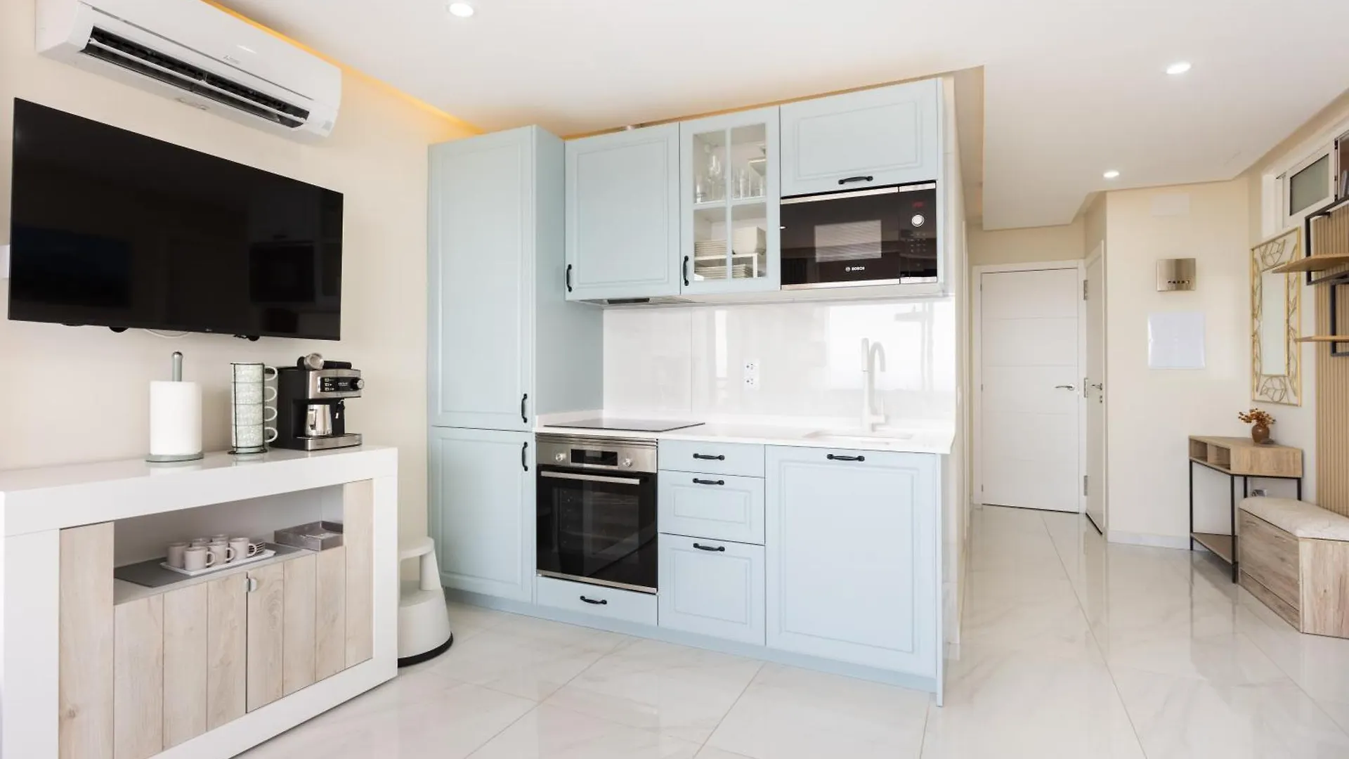 Apartment On The Beach Paraiso Playa, Sea Views Playa Paraiso   Playa Paraiso (Tenerife)