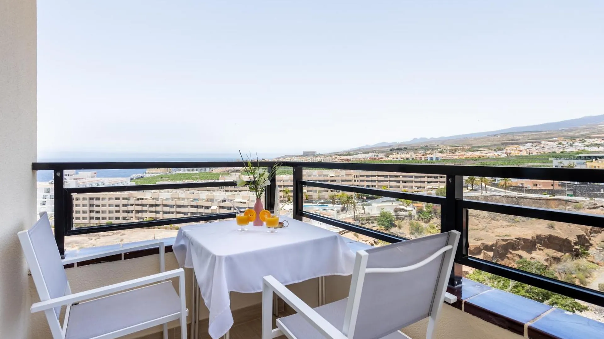 Apartment On The Beach Paraiso Playa, Sea Views Playa Paraiso  0*, Playa Paraiso (Tenerife) Spain