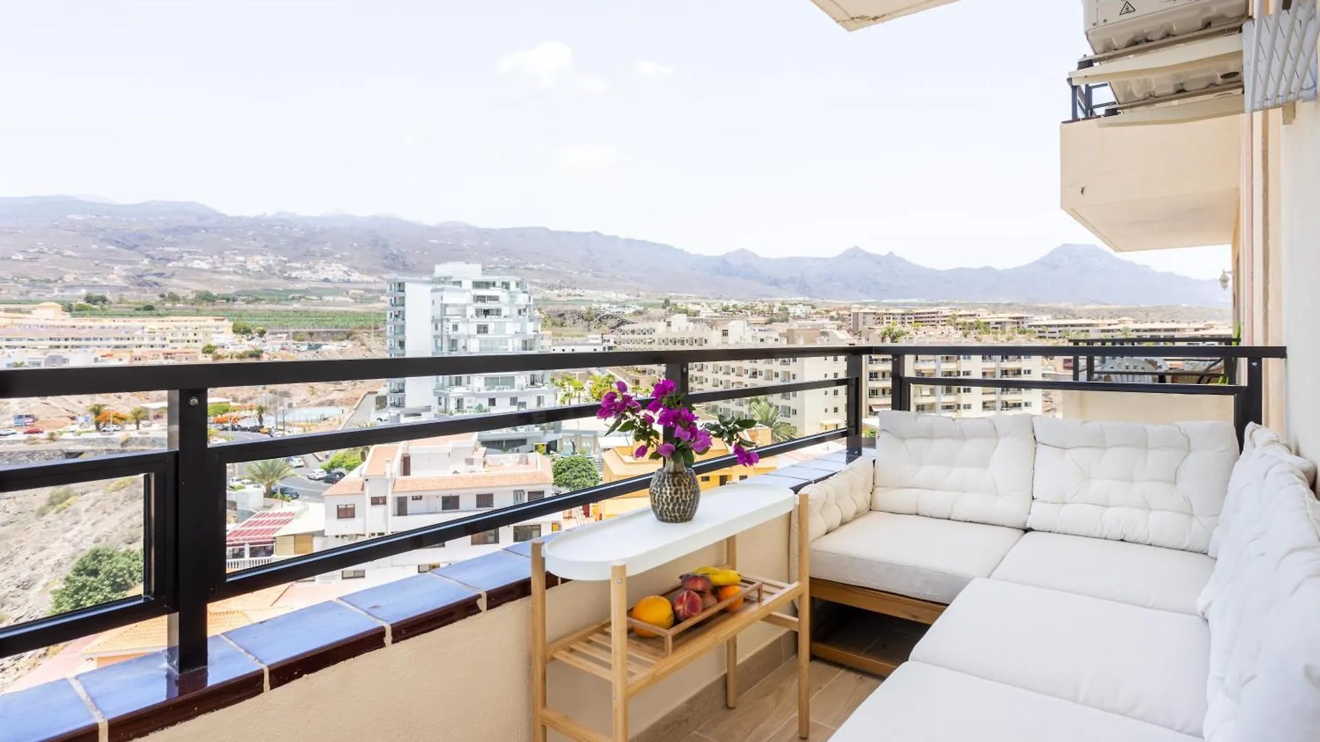 Apartment On The Beach Paraiso Playa, Sea Views Playa Paraiso   Playa Paraiso (Tenerife)